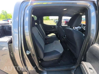 2021 Toyota Tacoma TRD Off-Road Crew Cab Medium Bed - miniatura 15