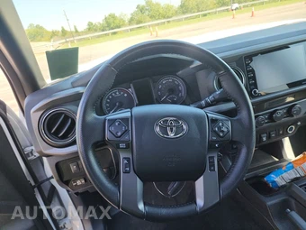 2021 Toyota Tacoma TRD Off-Road Crew Cab Short Bed - miniatura 10
