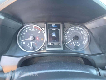 2021 Toyota Tacoma TRD Sport Crew Cab Medium Bed - miniatura 9