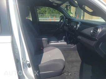 2021 Toyota Tacoma TRD Sport Crew Cab Medium Bed - miniatura 8