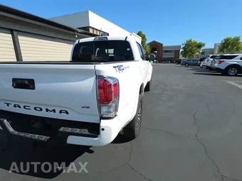 2021 Toyota Tacoma TRD Sport Crew Cab Medium Bed - miniatura 4