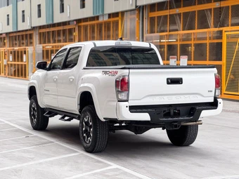 2021 Toyota Tacoma TRD Sport Crew Cab Medium Bed - miniatura 3