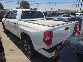 2021 Toyota Tundra Limited Crew Cab Short Bed - miniatura 2