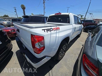 2021 Toyota Tundra Limited Crew Cab Short Bed - miniatura 3
