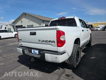 2021 Toyota Tundra Platinum Crew Cab Short Bed - miniatura 3