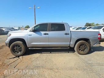 2021 Toyota Tundra SR5 Crew Cab Short Bed - miniatura 3