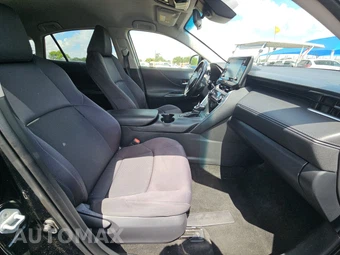 2021 Toyota Venza LE – miniatura 8