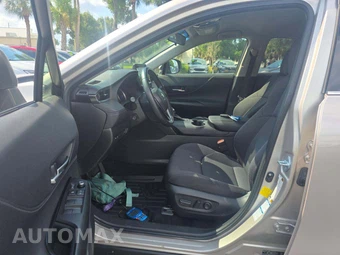 2021 Toyota Venza LE - miniatura 3