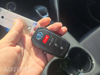 2021 Toyota Venza LE - miniatura 5