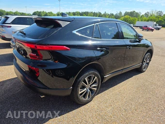 2021 Toyota Venza LE – miniatura 4