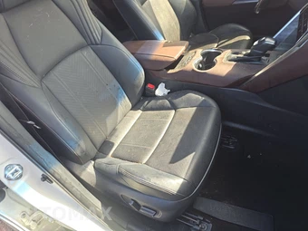 2021 Toyota Venza Limited - miniatura 8