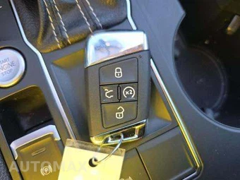 2021 Volkswagen Atlas V6 SE w/Technology - miniatura 8