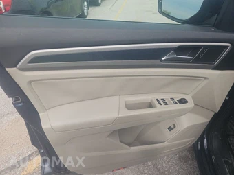 2021 Volkswagen Atlas V6 SE w/Technology R-Line - miniatura 9