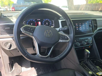 2021 Volkswagen Atlas V6 SEL - miniatura 10