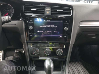 2021 Volkswagen Golf GTI SE - miniatura 10