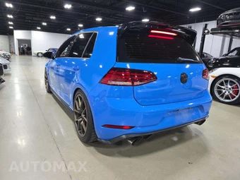 2021 Volkswagen Golf GTI SE - miniatura 2