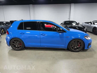 2021 Volkswagen Golf GTI SE - miniatura 4