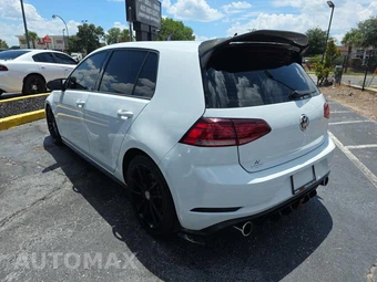 2021 Volkswagen Golf GTI SE - miniatura 6
