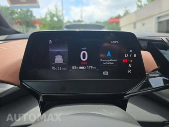 2021 Volkswagen ID.4 Pro S – miniatura 9