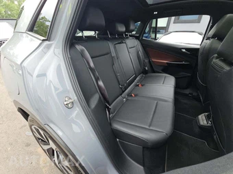 2021 Volkswagen ID.4 Pro S – miniatura 16