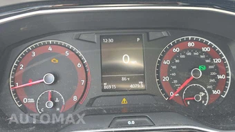 2021 Volkswagen Jetta R-Line – miniatura 18