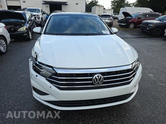 2021 Volkswagen Jetta R-Line – miniatura 2
