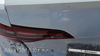 2021 Volkswagen Jetta R-Line – miniatura 25