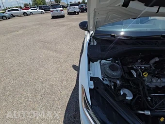 2021 Volkswagen Jetta R-Line – miniatura 19