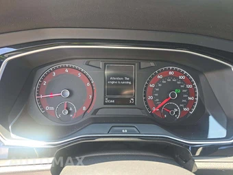 2021 Volkswagen Jetta R-Line – miniatura 6