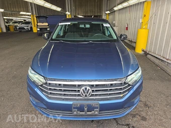 2021 Volkswagen Jetta S – miniatura 2