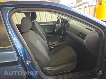 2021 Volkswagen Jetta S – miniatura 8
