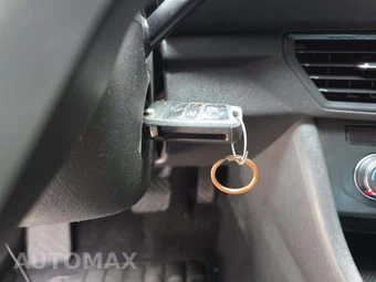 2021 Volkswagen Jetta S – miniatura 8