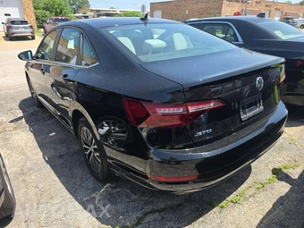 2021 Volkswagen Jetta S – miniatura 2