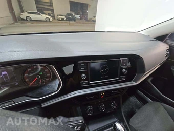 2021 Volkswagen Jetta S – miniatura 10
