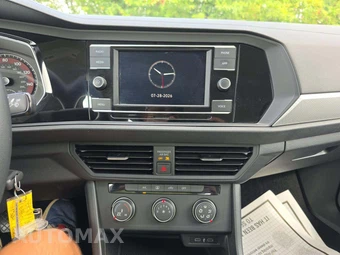2021 Volkswagen Jetta S – miniatura 10