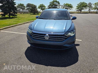 2021 Volkswagen Jetta SE - miniatura 2