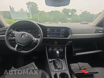2021 Volkswagen Jetta SE – miniatura 14