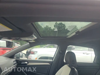 2021 Volkswagen Jetta SE – miniatura 18