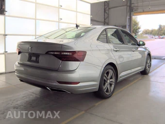 2021 Volkswagen Jetta SE – miniatura 4