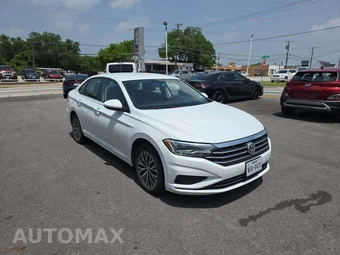 2021 Volkswagen Jetta SE – miniatura 4