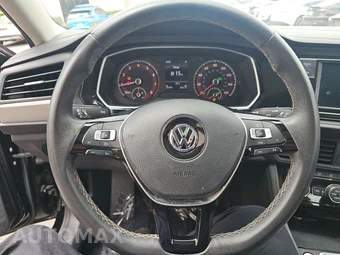 2021 Volkswagen Jetta SE – miniatura 10