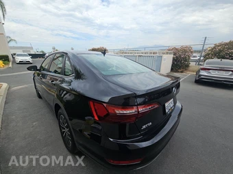 2021 Volkswagen Jetta SE – miniatura 6