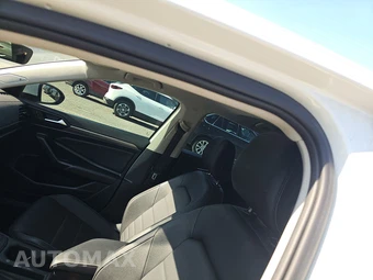 2021 Volkswagen Jetta SEL – miniatura 19