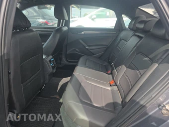 2021 Volkswagen Passat 2.0T R-Line - miniatura 13