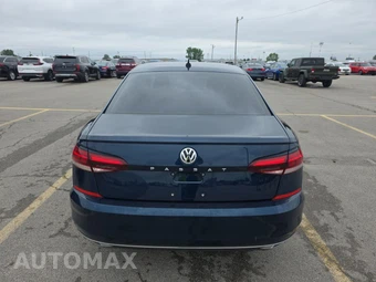 2021 Volkswagen Passat 2.0T S - miniatura 5
