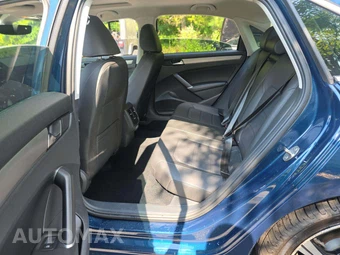 2021 Volkswagen Passat 2.0T SE - miniatura 13