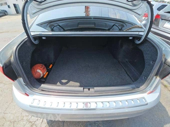 2021 Volkswagen Passat 2.0T SE - miniatura 14