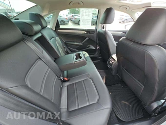 2021 Volkswagen Passat 2.0T SE - miniatura 16