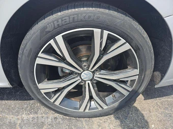 2021 Volkswagen Passat 2.0T SE - miniatura 22