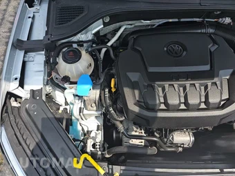 2021 Volkswagen Passat 2.0T SE - miniatura 25